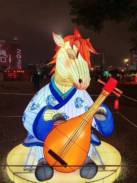 生肖猴属相灯（生肖猴属相灯如何选择颜色最旺运？）