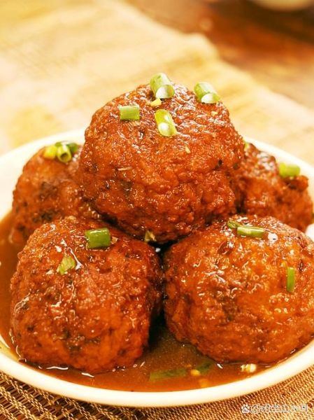 红烧狮子头生肖属相（红烧狮子头生肖属相是什么 🦁🔥）