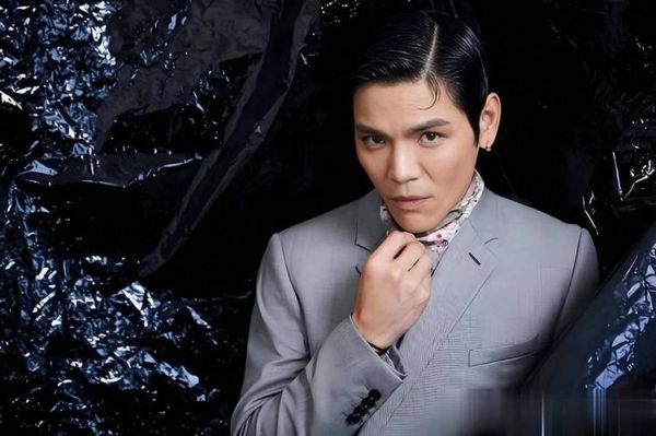 向佐生肖属相（向佐生肖属猪🐽是哪一年？）