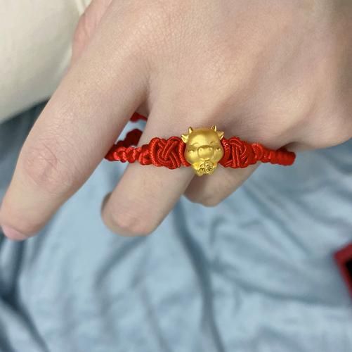 属相手链生肖牛（生肖牛手链怎么选颜色最旺运）