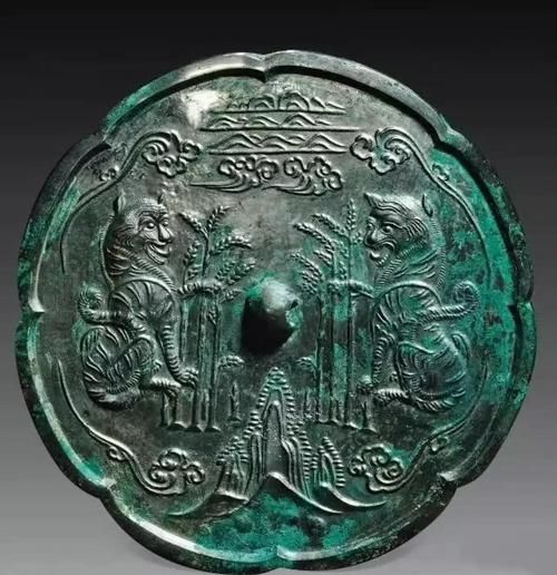 双鹿什么生肖属相好呢(双鹿属什么生肖最吉利?小白科普)