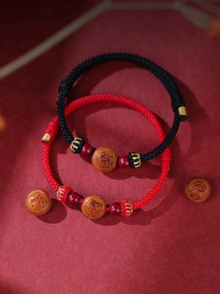 生肖属相实木(生肖属相实木手链怎么选最适合新手🪵) 生肖属相实木(生肖属相实木手链怎么选最适合新手🪵)