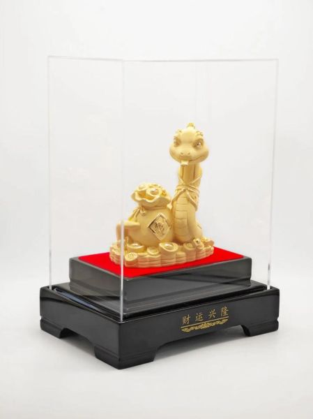 蛇生肖属相摆件(蛇生肖属相摆件放哪里最招财)