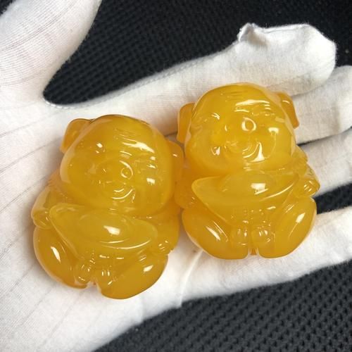 琥珀对应生肖属相(琥珀最旺什么生肖?新手避坑指南!)