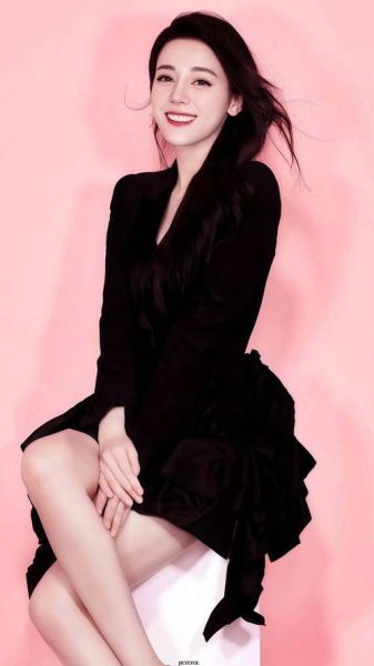 迪丽热巴生肖是啥属相（迪丽热巴生肖属相是什么）