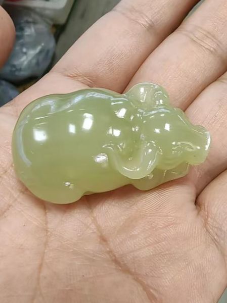 生肖牛属相玉石有哪些（生肖牛戴的玉石有哪些😊）