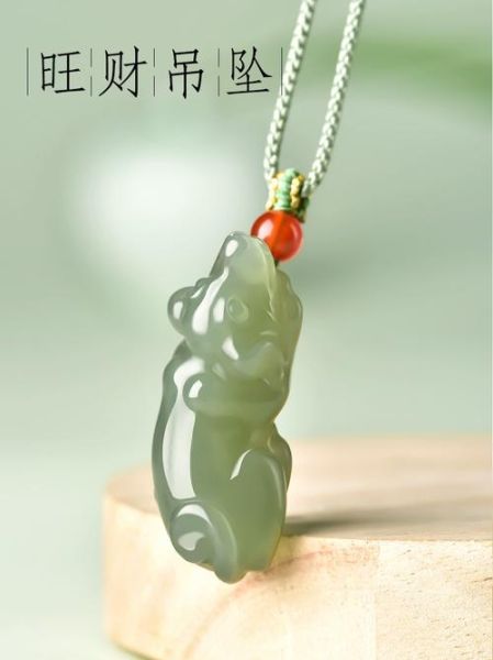 生肖狗佩戴什么属相(生肖狗佩戴什么属相最适合?)