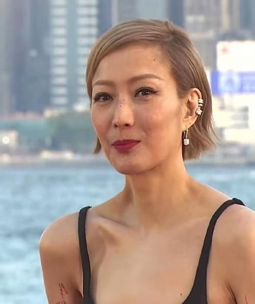 郑秀文属什么生肖属相（郑秀文属什么生肖）