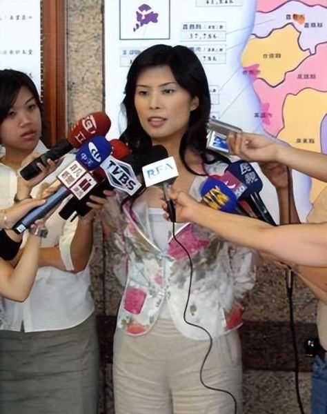 郑丽文属什么生肖属相（郑丽文属什么生肖？属🐯虎）