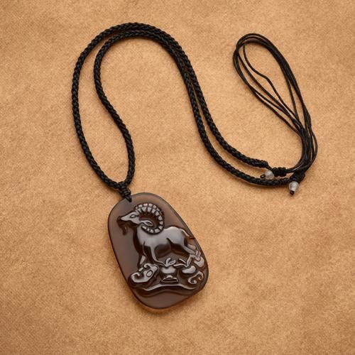 生肖羊男佩戴属相（1991属羊男佩戴什么属相吊坠最旺运）