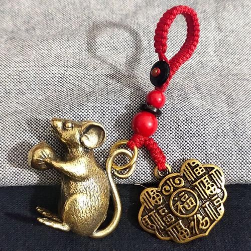 生肖属相礼品有哪些呢（生肖属鼠送什么礼物最有创意）