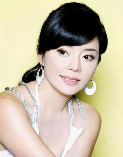 狄莺属什么生肖属相（狄莺什么属相）