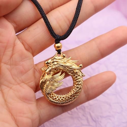 生肖龙饰品搭配什么属相(生肖龙饰品最佳搭配属相)