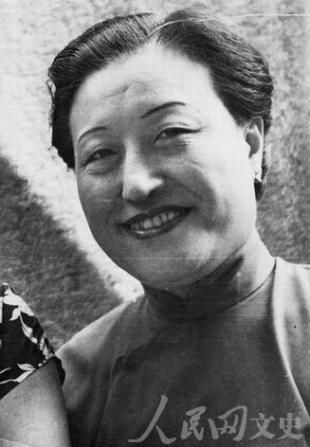 蒋介石是什么生肖属相(蒋介石生肖属相解析:属马)