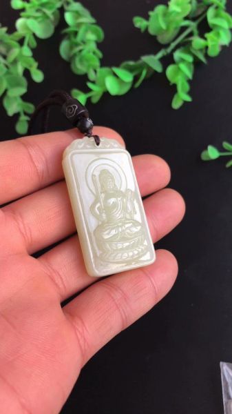 生肖属相佩戴玉佛（生肖属相佩戴玉佛吊坠好吗？避坑指南）