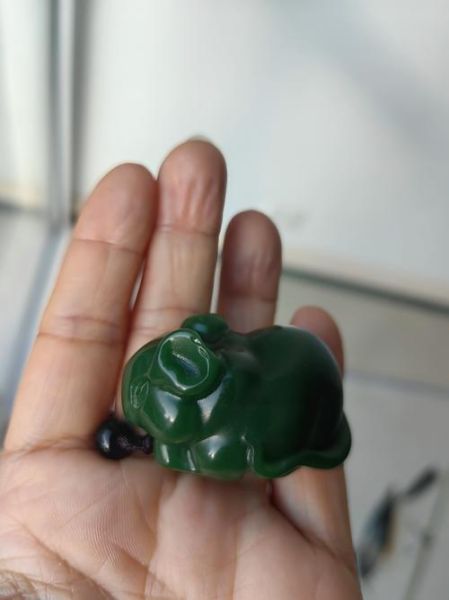 生肖属相玉雕挂件（生肖属相玉雕挂件选购全攻略）