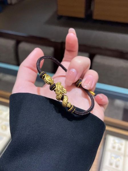 生肖属相指环（生肖属相指环哪一款最适合本命年戴？）