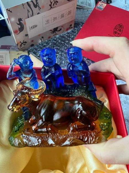 生肖属相合婚摆件（2025最旺生肖摆件怎么选？👀）