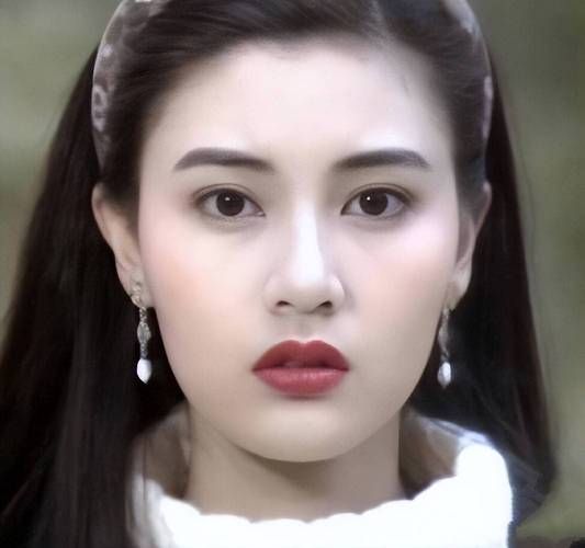 李嘉欣生肖属相（李嘉欣属什么生肖？）