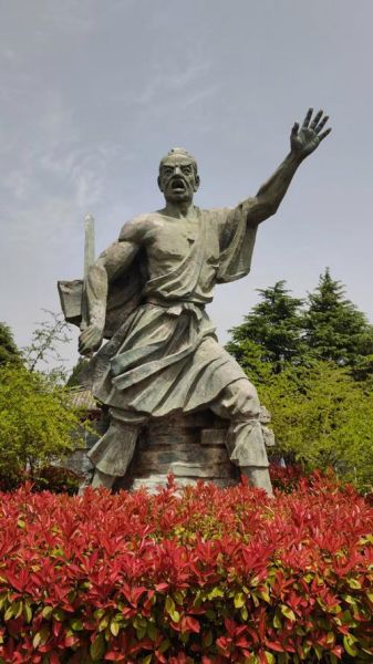 陈胜生肖属相（陈胜生肖属相究竟属何动物）