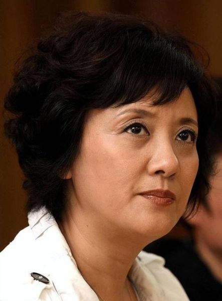 邓婕生肖属相（邓婕属什么生肖的？一查就懂）