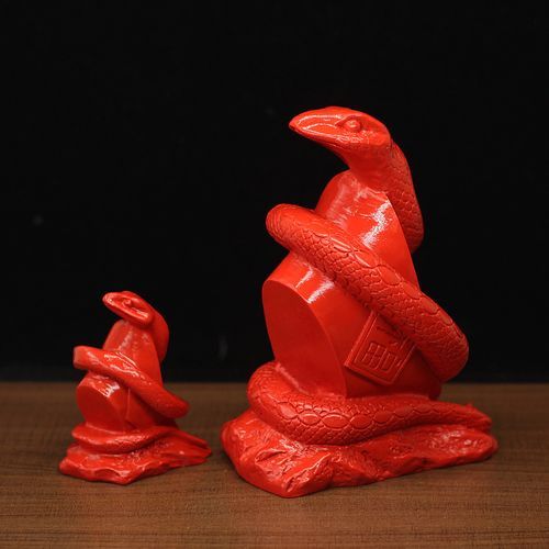 生肖属相朱砂摆件（生肖朱砂摆件怎么挑选最旺运）