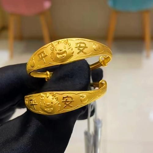 黄金生肖属相手镯(黄金生肖属相手镯女生戴哪只手?)